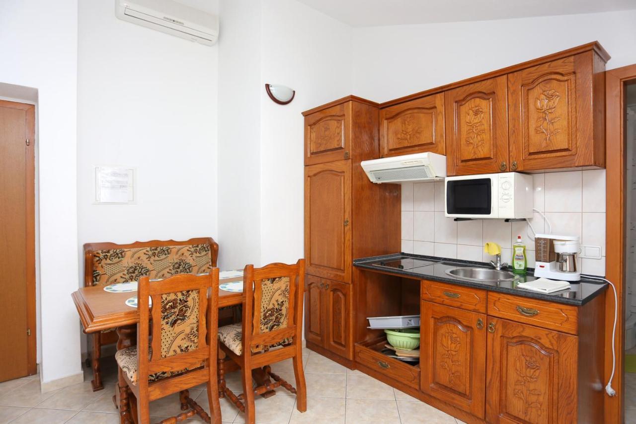 Apartment Stanici 2818D Tice Exteriér fotografie